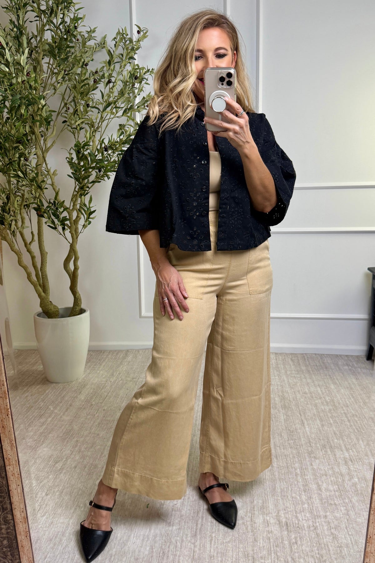 Jaylani Eyelet Embroidered Collared Neck Cropped Shirt Jacket : Black