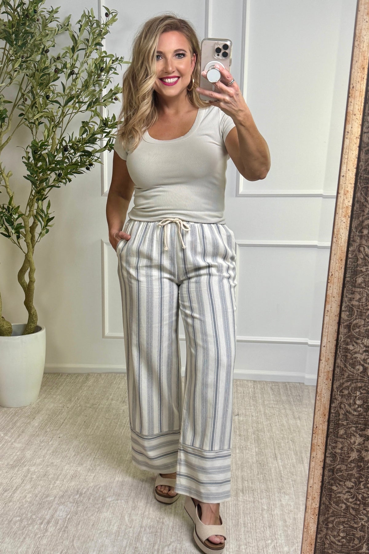 Madalyn Ultra Soft Scoop Neck Top : Natural