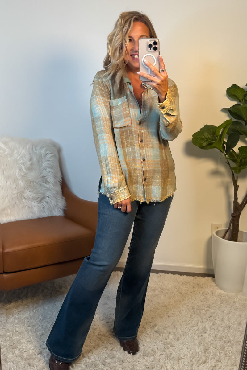 Sienna Washed Plaid Buttondown Shirt : Seafoam