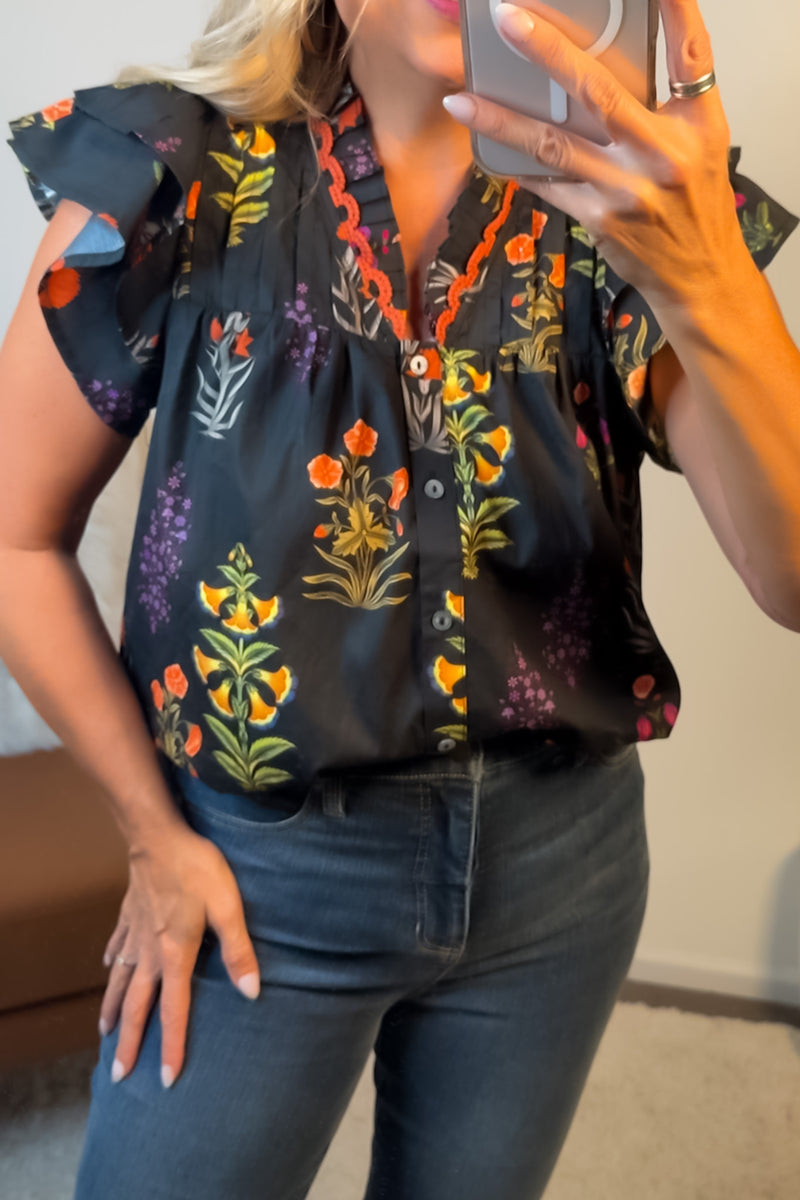 Sienna Floral Print Ruffled Sleeve Blouse : Black