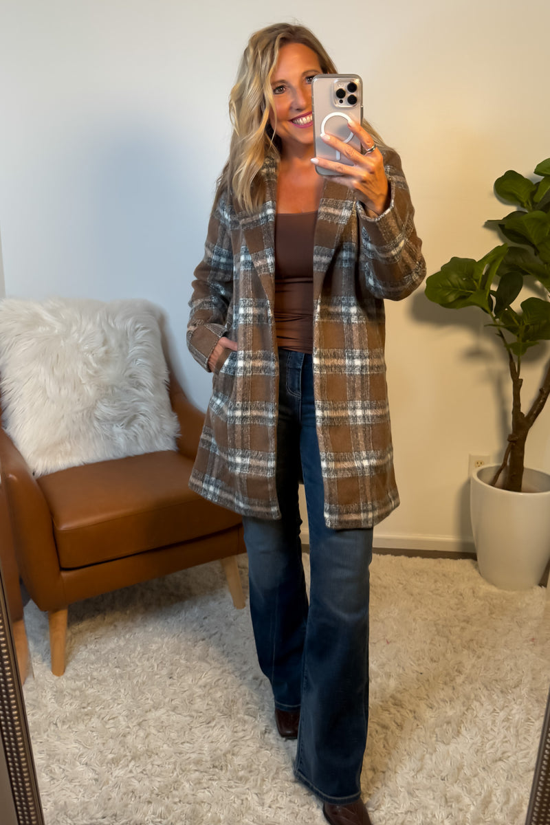 Taylee Long Plaid Single Button Coat : Brown