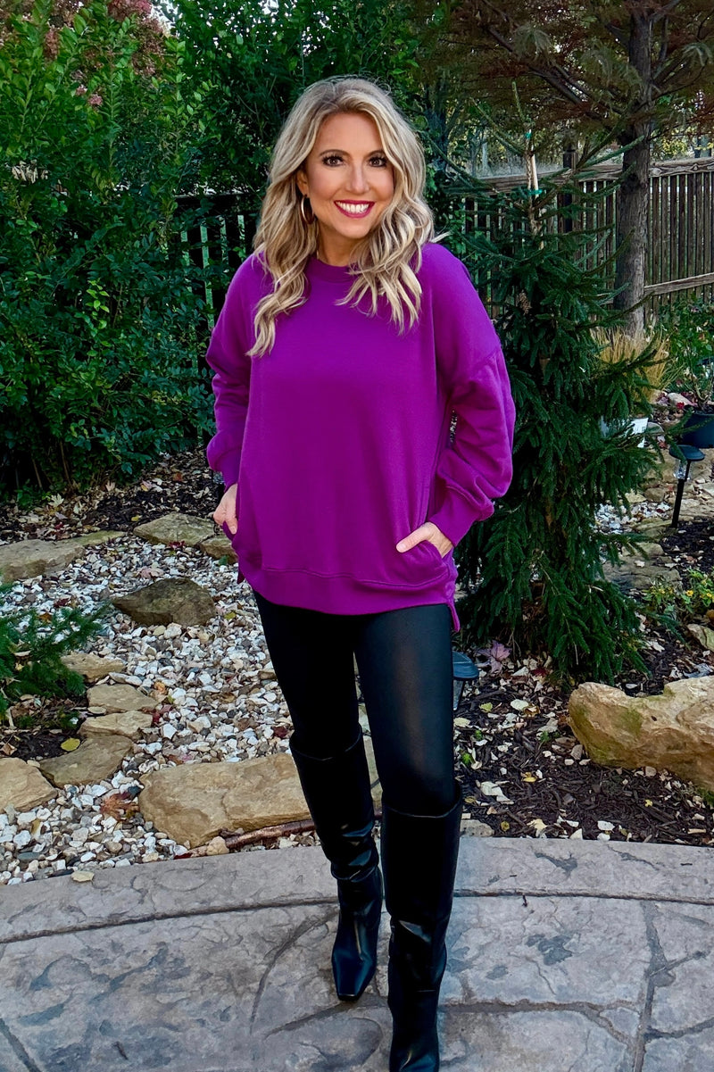Willow Fleece Hi-Low Boyfriend Sweatshirt with Pockets : Plum