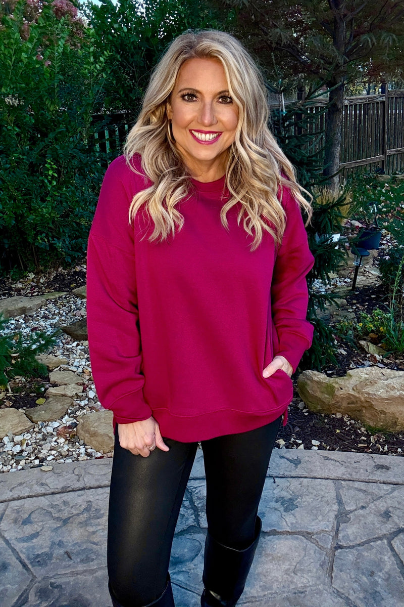 Willow Fleece Hi-Low Boyfriend Sweatshirt with Pockets : Cabernet