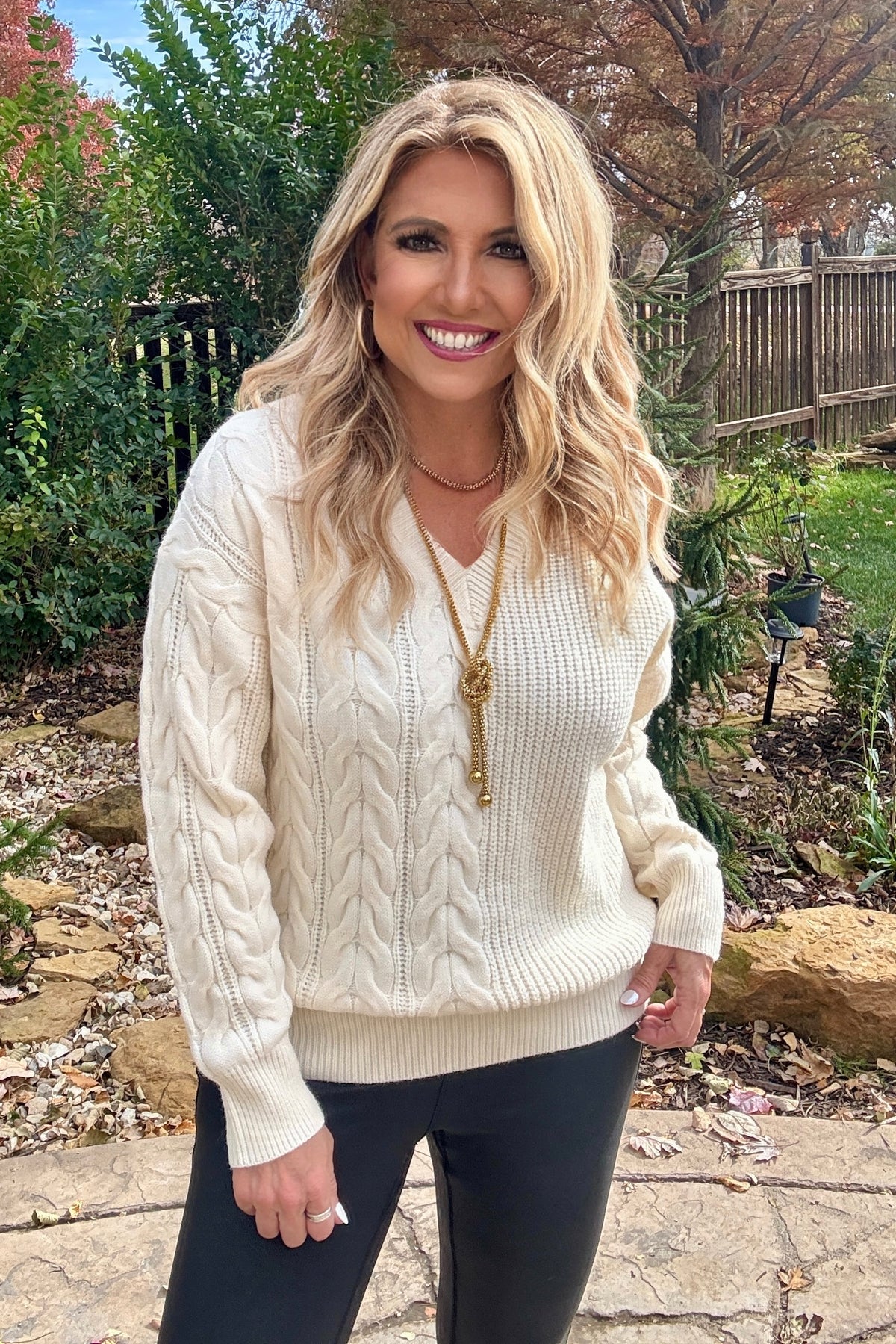 Alyvia V Neck Cable Detail Knitted Sweater : Cream