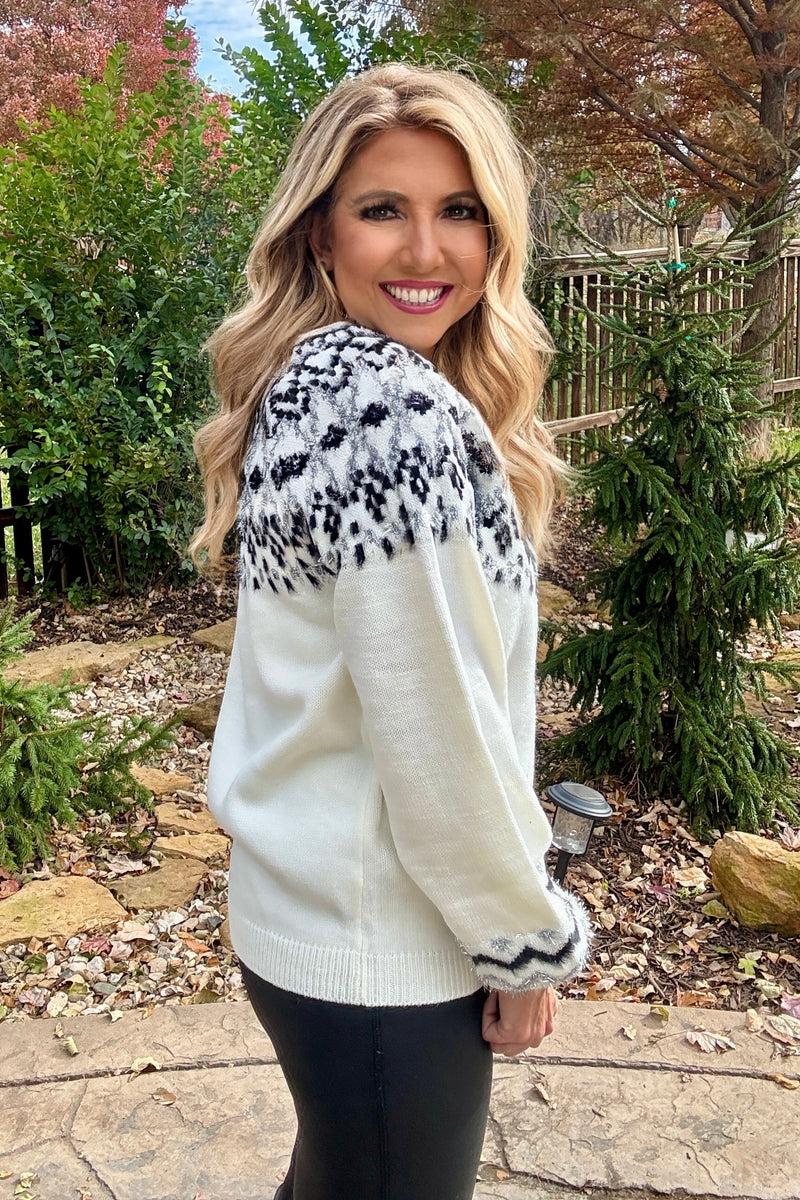 Peggy Glitter Yarn Cozy Knitted Sweater : Cream