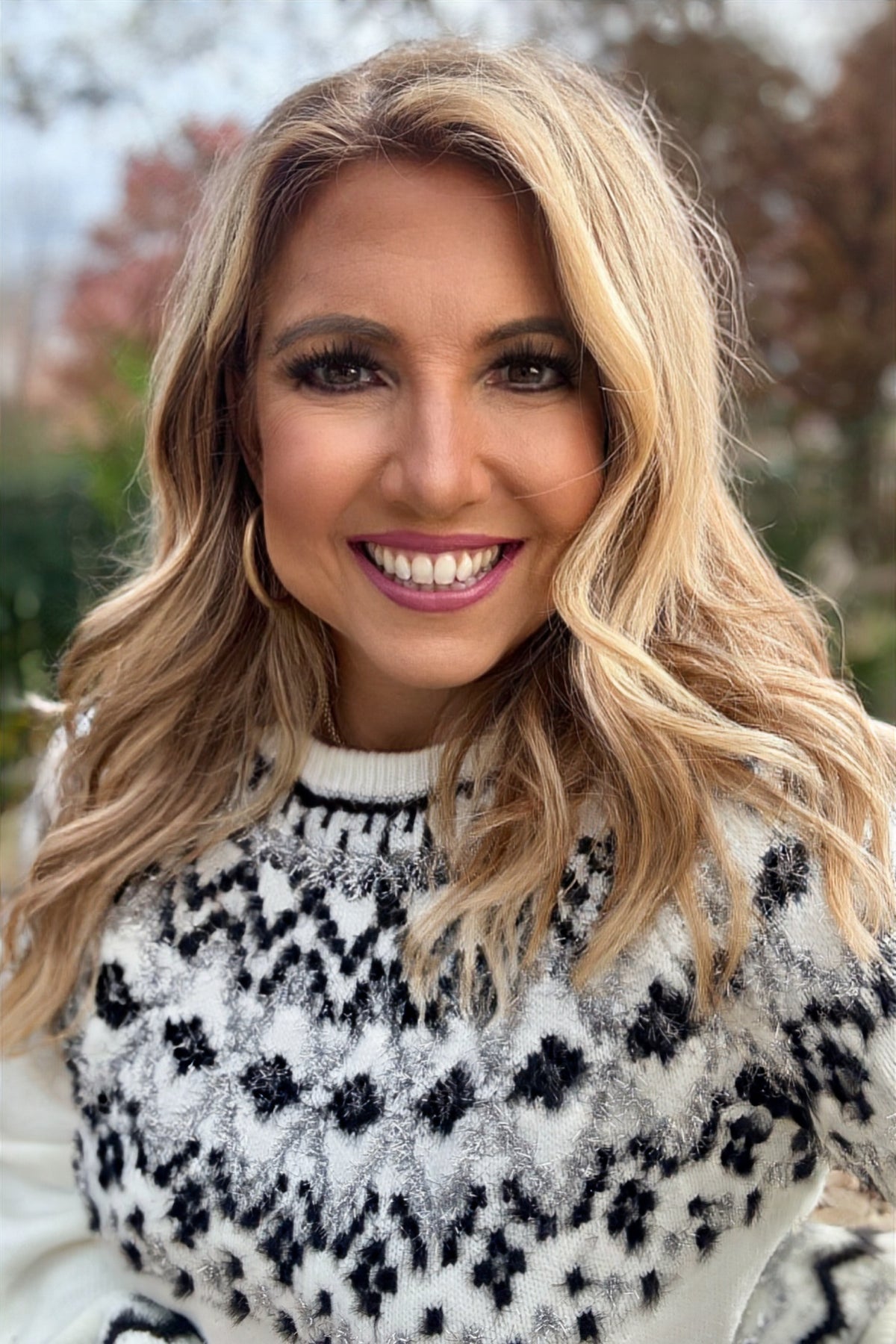 Peggy Glitter Yarn Cozy Knitted Sweater : Cream