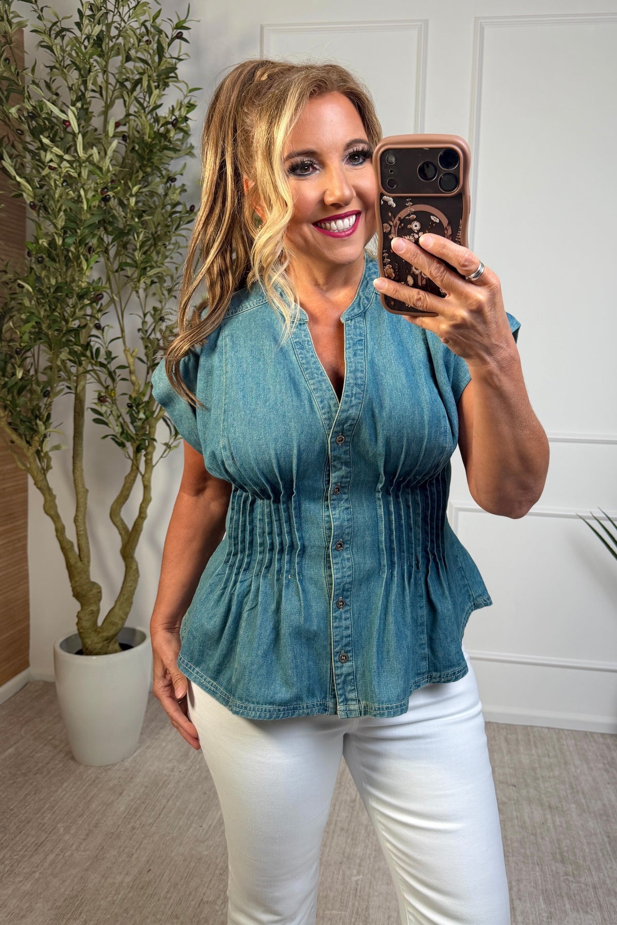 Eleanora V-Neck Button Up Denim Top : Dark Denim