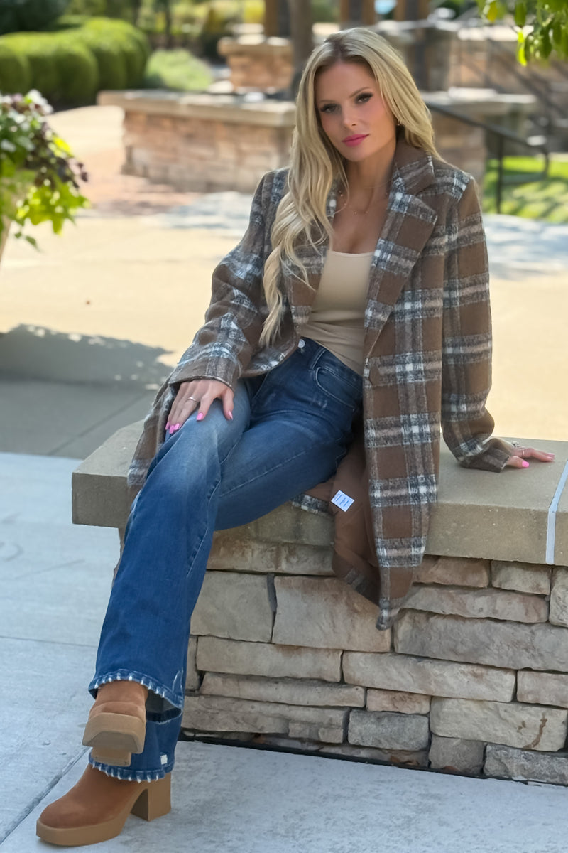 Taylee Long Plaid Single Button Coat : Brown
