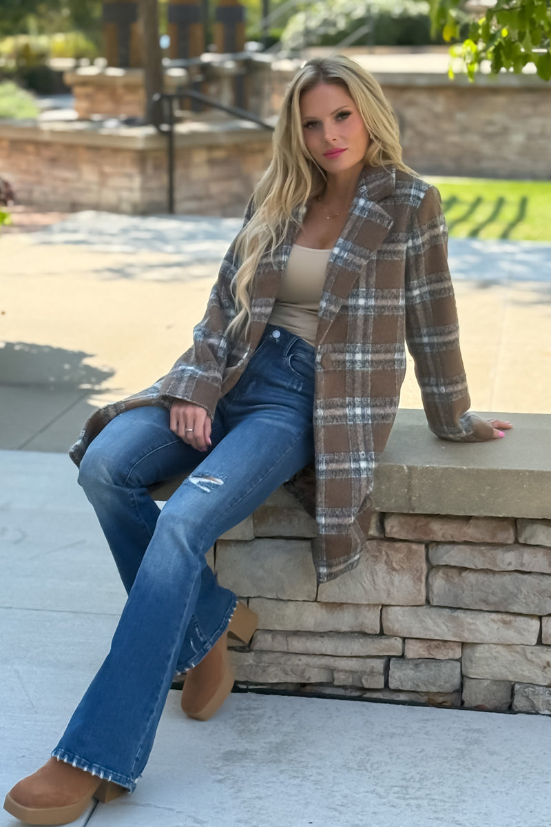 Taylee Long Plaid Single Button Coat : Brown
