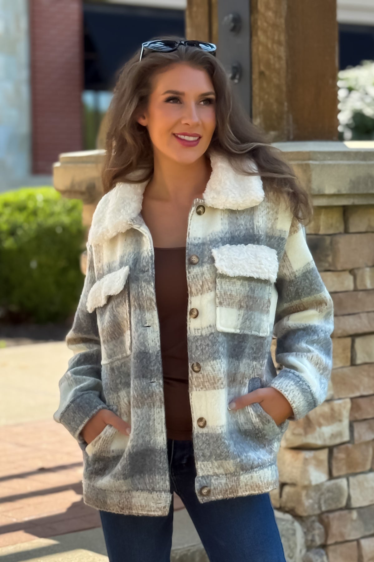 Daphne Cozy Plaid Jacket : Ivory/ H.Gray