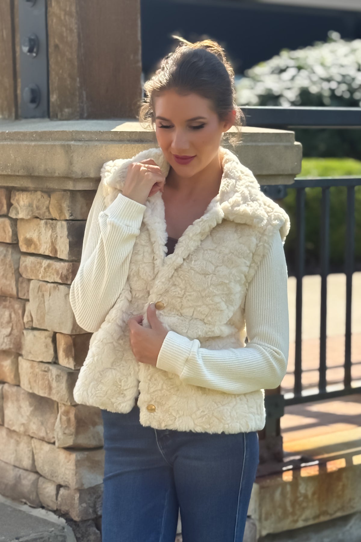 Ivy Knit Sleeve Fur Jacket : Ecru