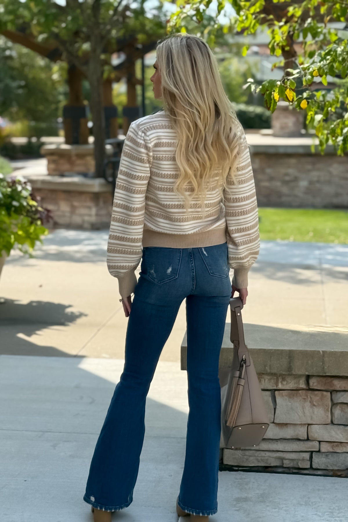 Teagen Puff Sleeve Bow Tie Cardigan : Beige