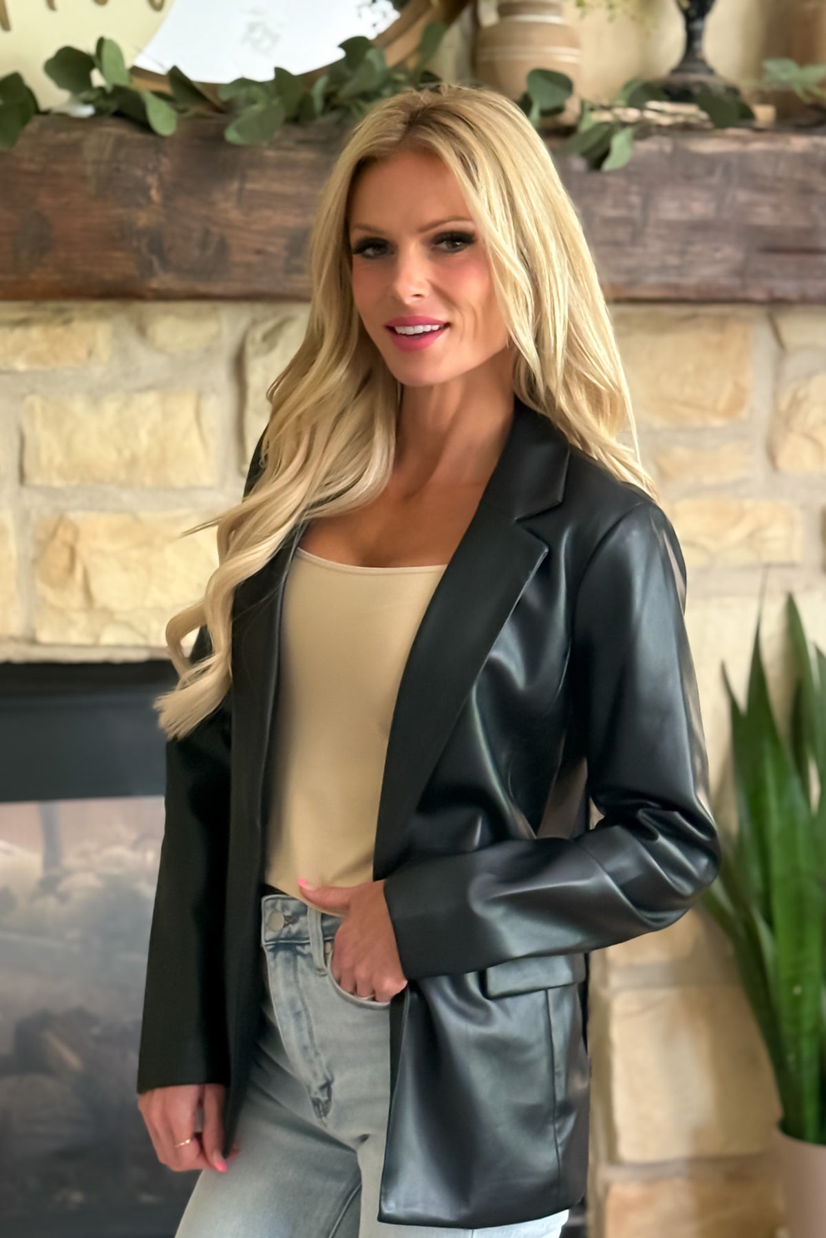 Anica Faux Leather Open Blazer : Black