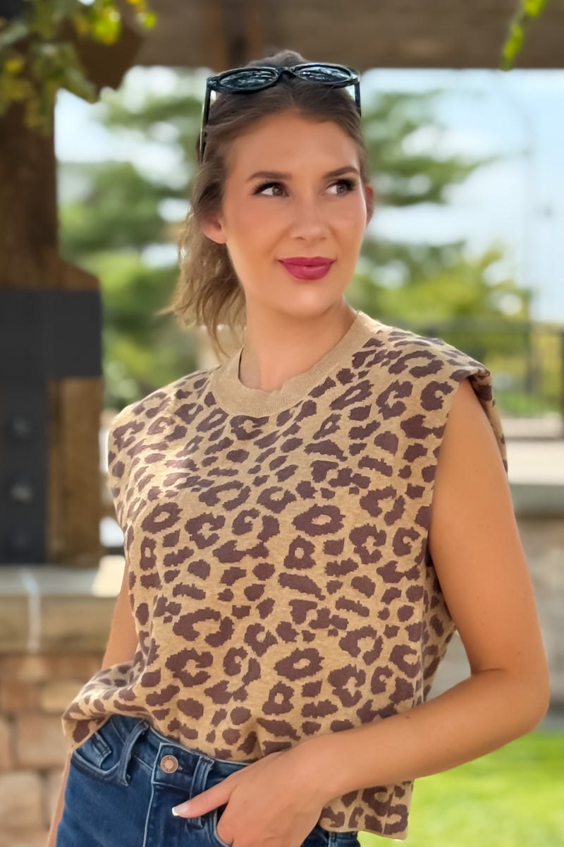 Tovianna Leopard Print Sleeveless Sweater : Leopard