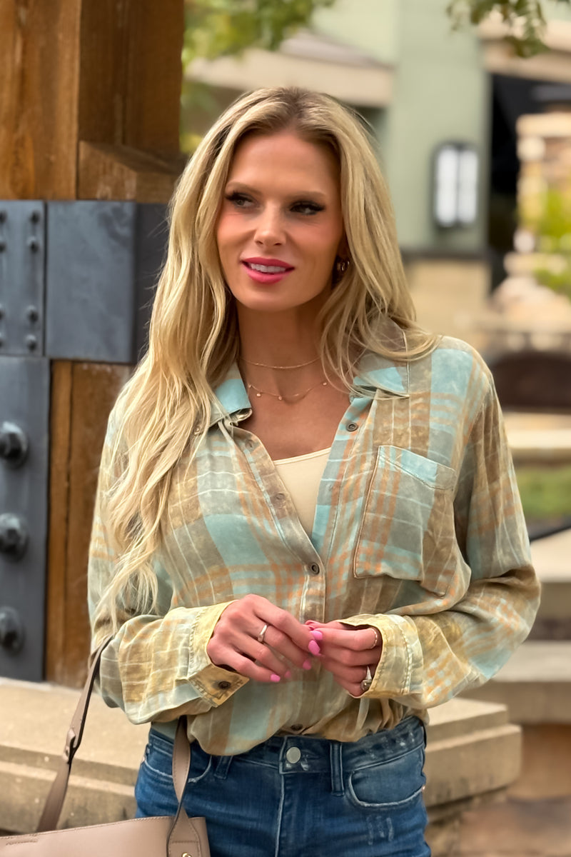 Sienna Washed Plaid Buttondown Shirt : Seafoam