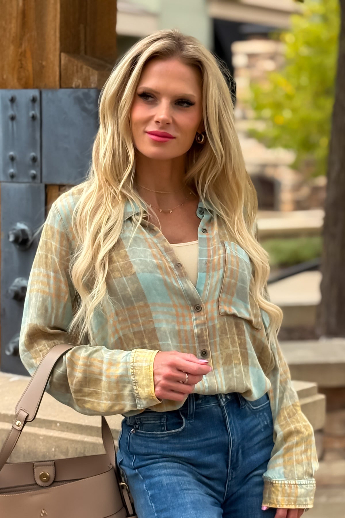 Sienna Washed Plaid Buttondown Shirt : Seafoam