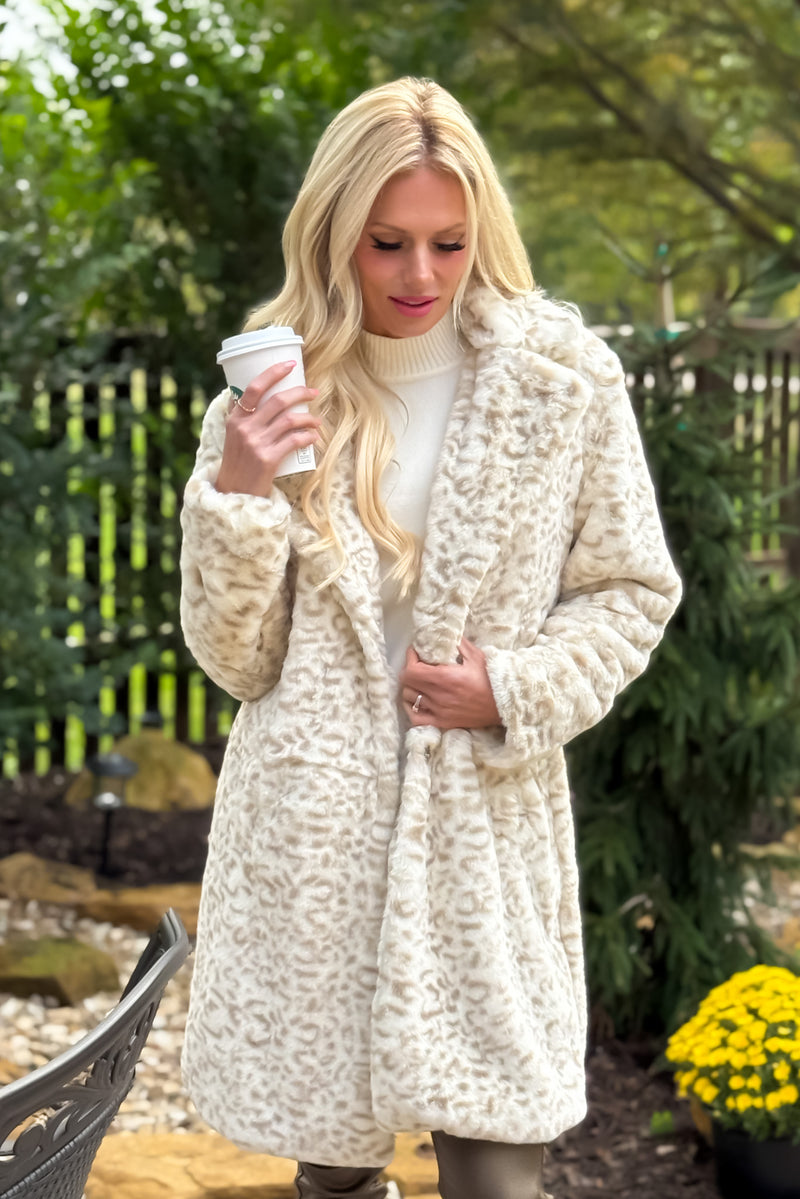 Dolly Fuzzy Faux Fur Coat : Leopard