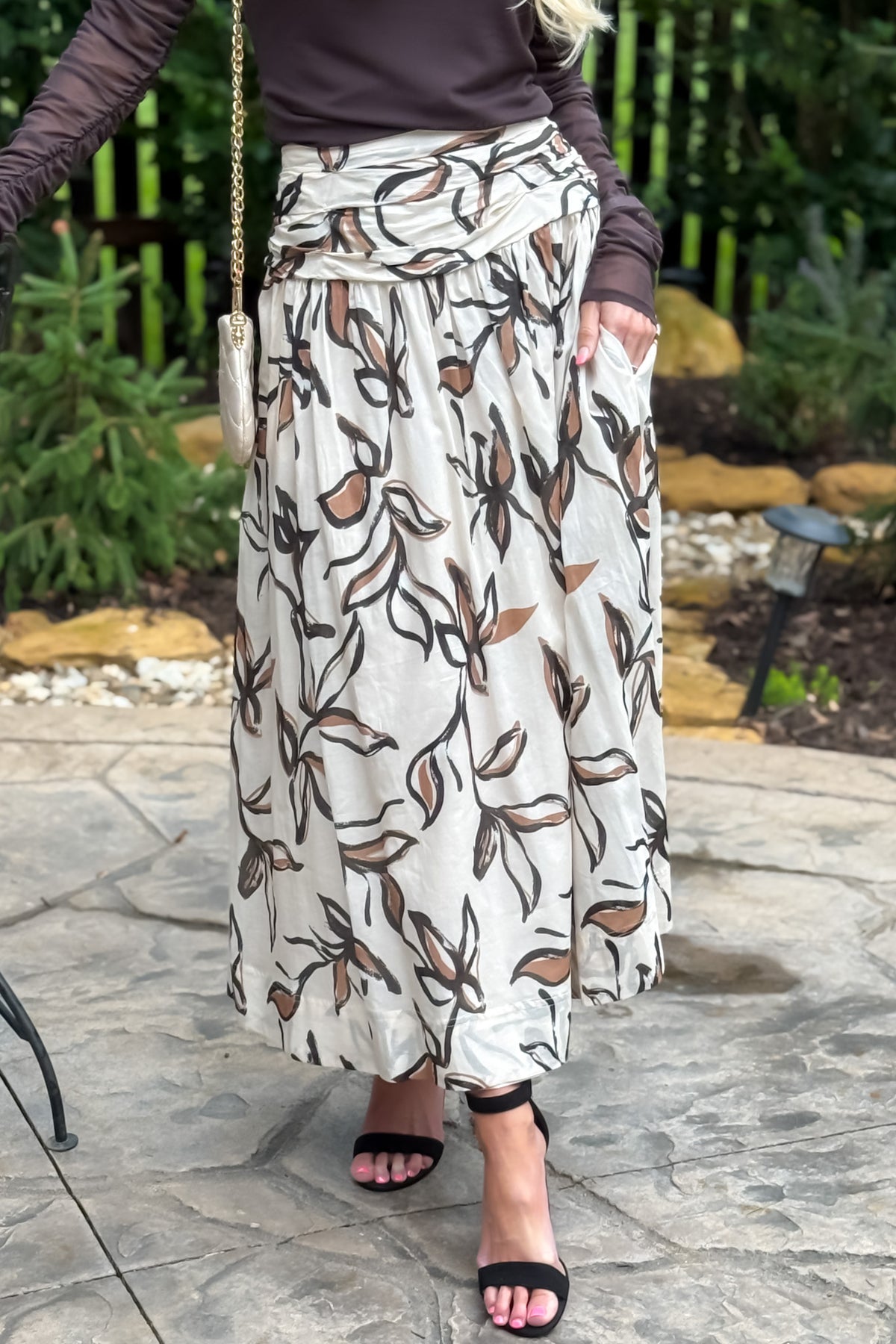 Aelin Shirred Maxi Skirt : Mocha