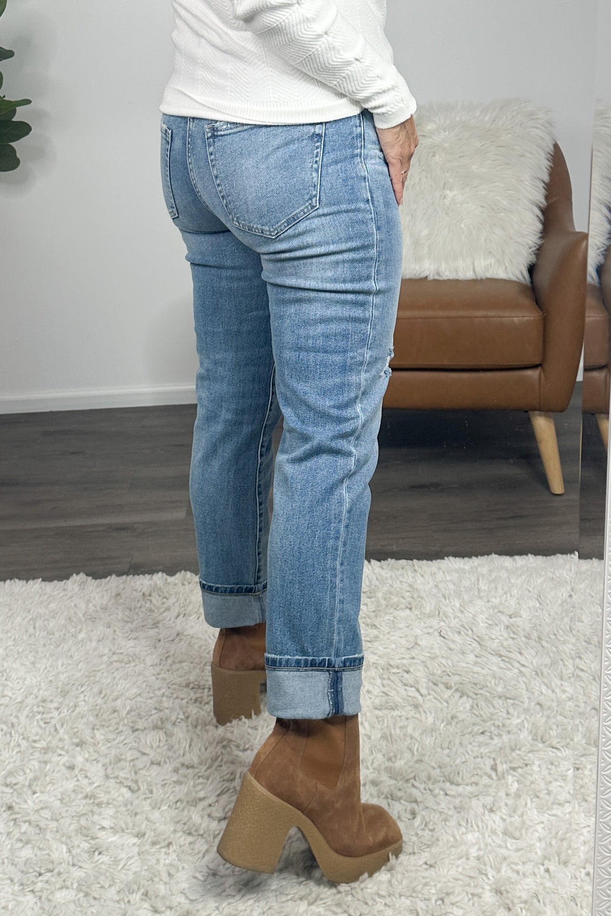 Liverpool Downey Marley Girlfriend Cuffed Jean : Medium Wash