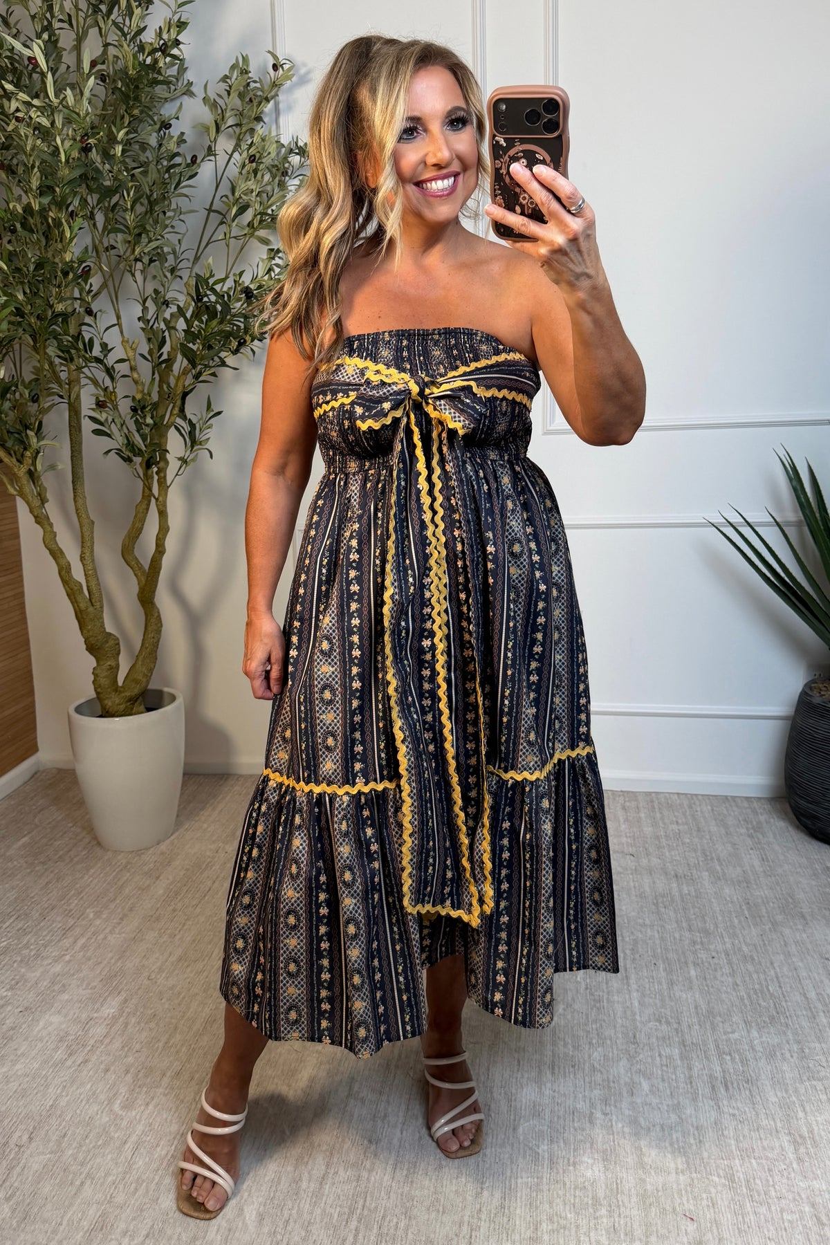 Freida Floral Print Smocked Midi Dress : Navy Multi