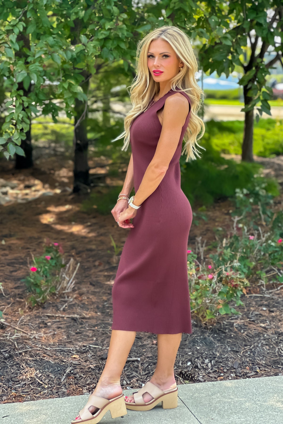 Danielle Ribbed Knit Midi Dress : Merlot