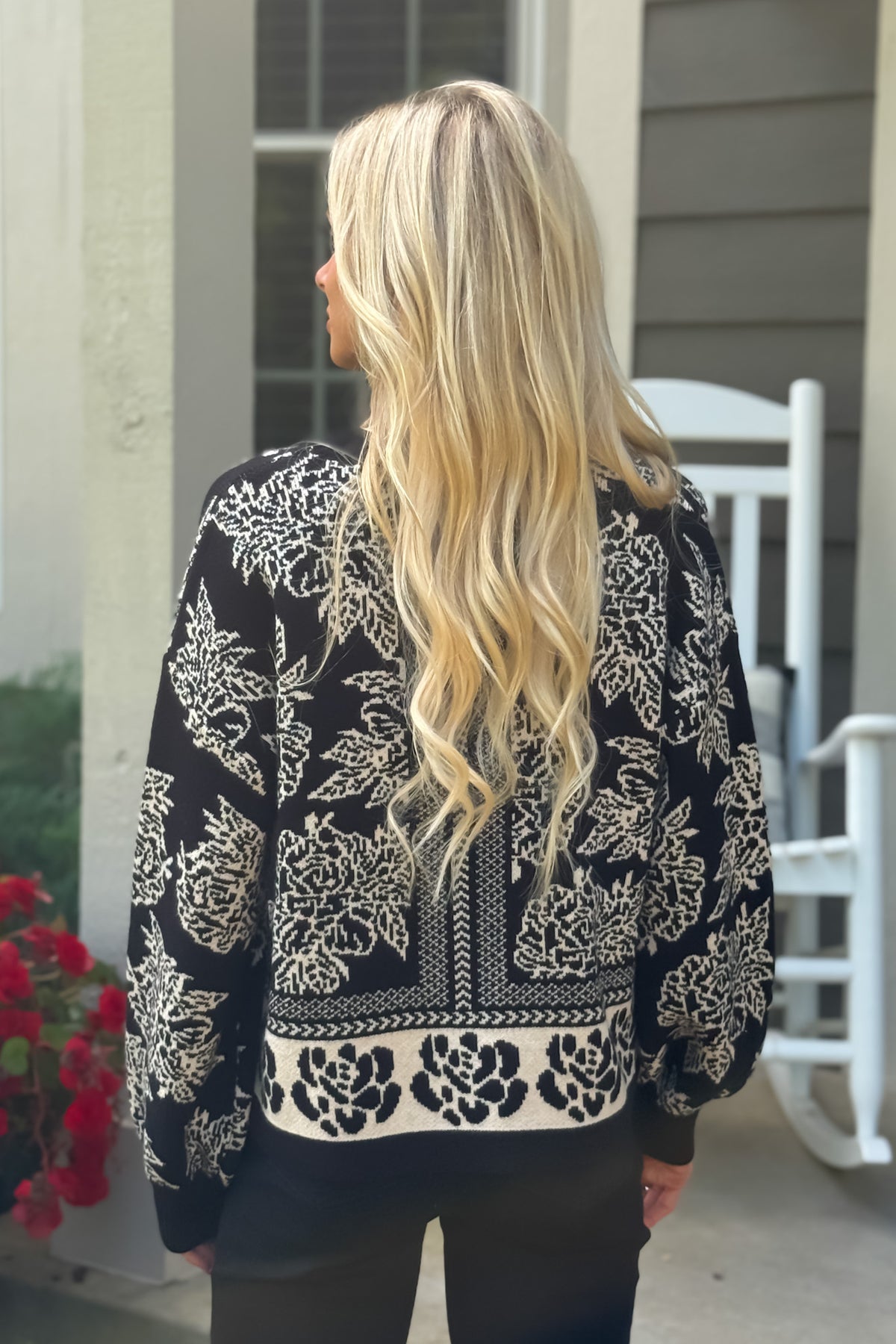 Kailey Floral Print Sweater : Black