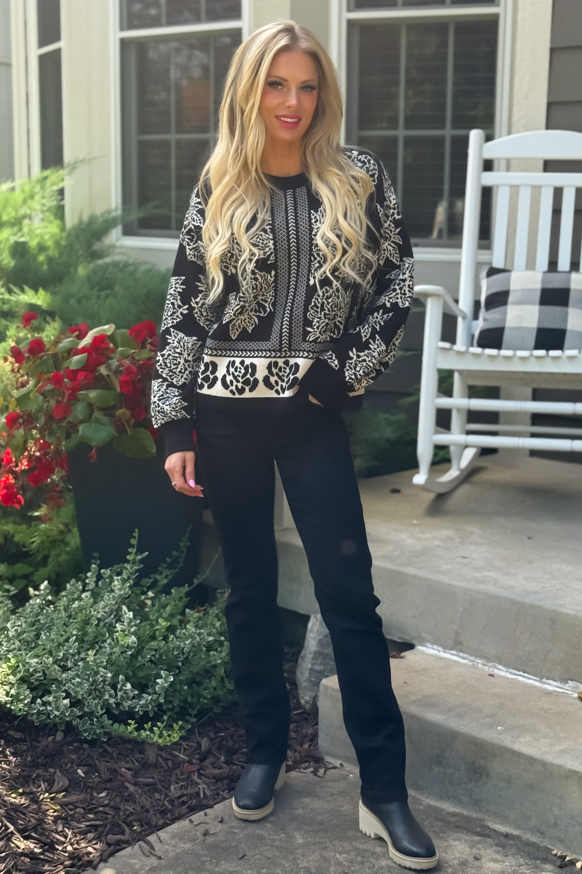 Kailey Floral Print Sweater : Black