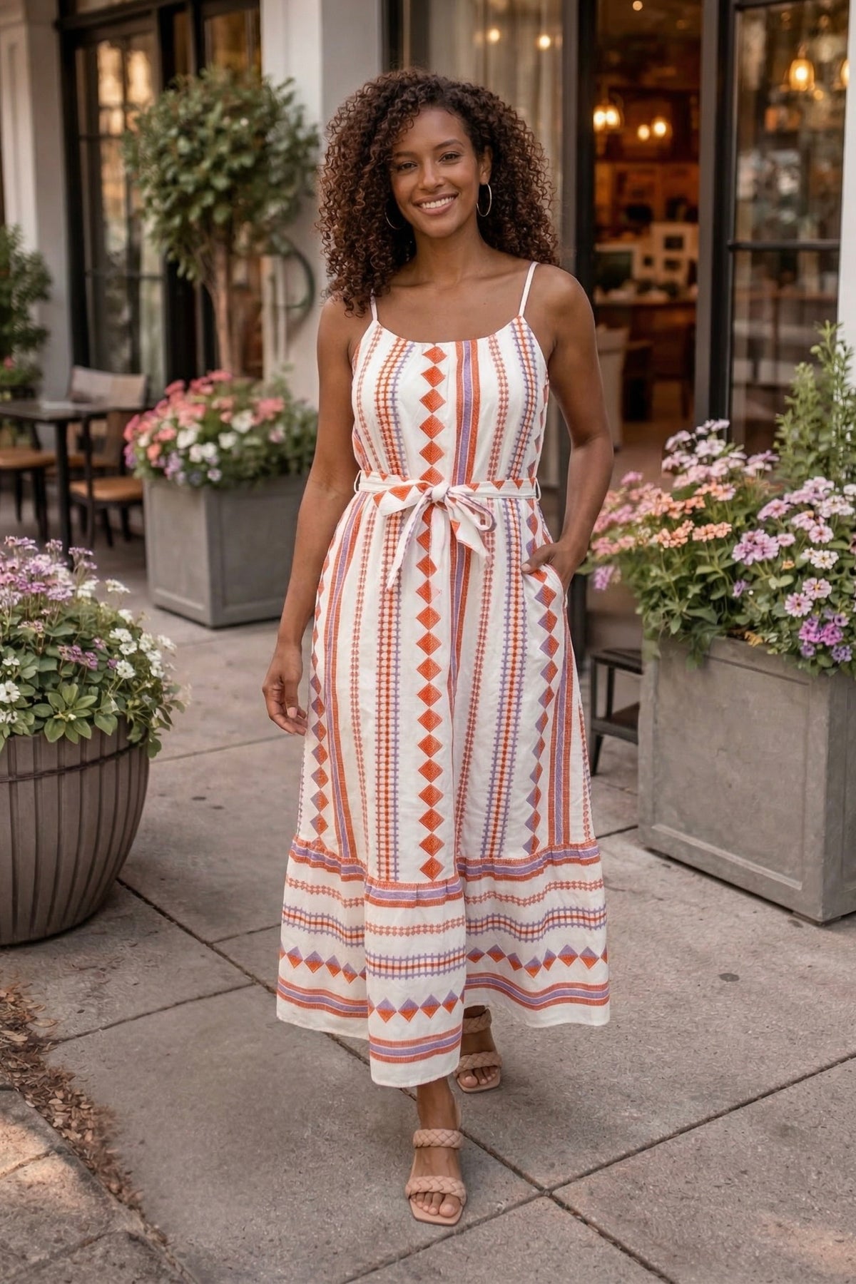 Allegra Sleeveless Stitch Detailed Dress : White Multi