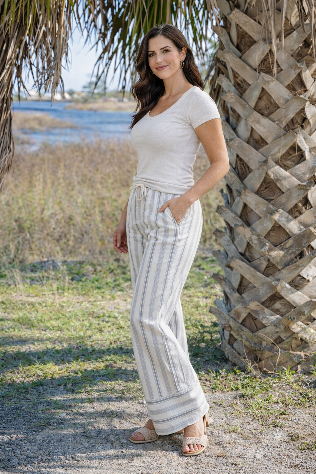 Madalyn Ultra Soft Scoop Neck Top : Natural