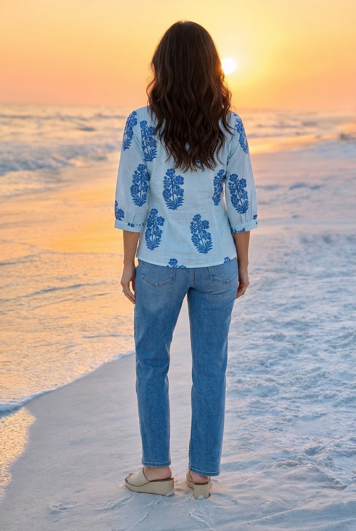 Maggie Long Sleeve Floral Pattern Button Up Top : Light Blue