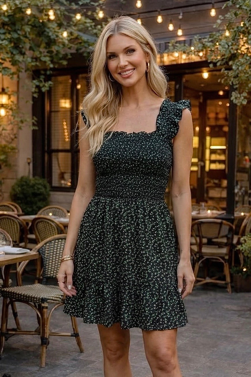 Lylah Floral Print Dress : Black