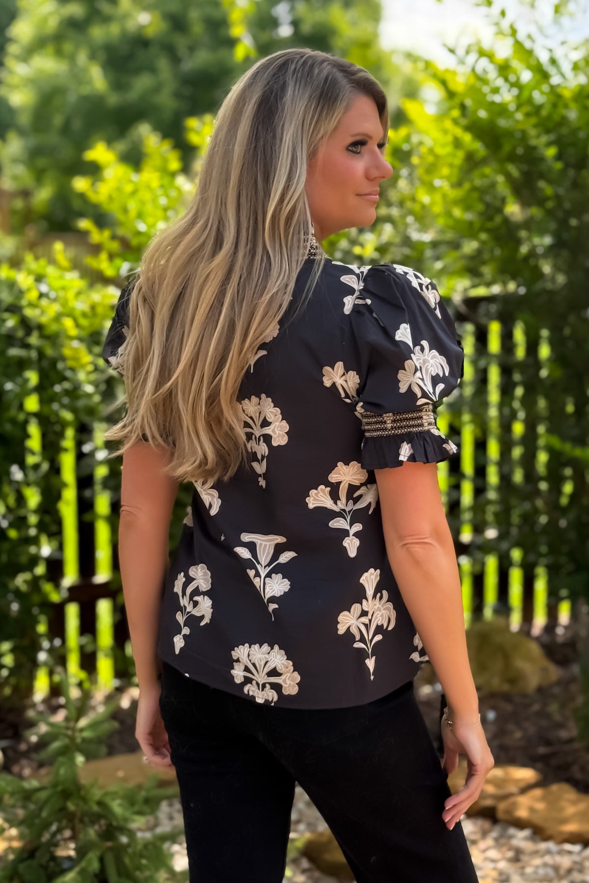 Mischa Mixed Media V neck Top : Black
