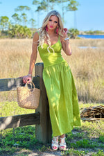 Moon River Braelyn Mixed Media Midi Dress : Green