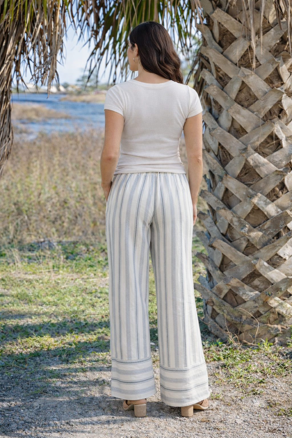Madalyn Ultra Soft Scoop Neck Top : Natural