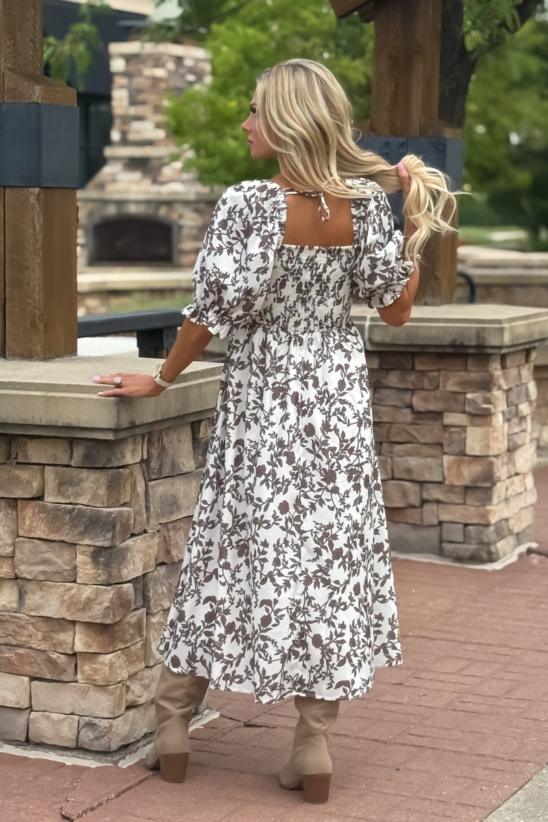 Elkie Balloon Sleeve Smocked Midi Dress : Ivory/Chocolate