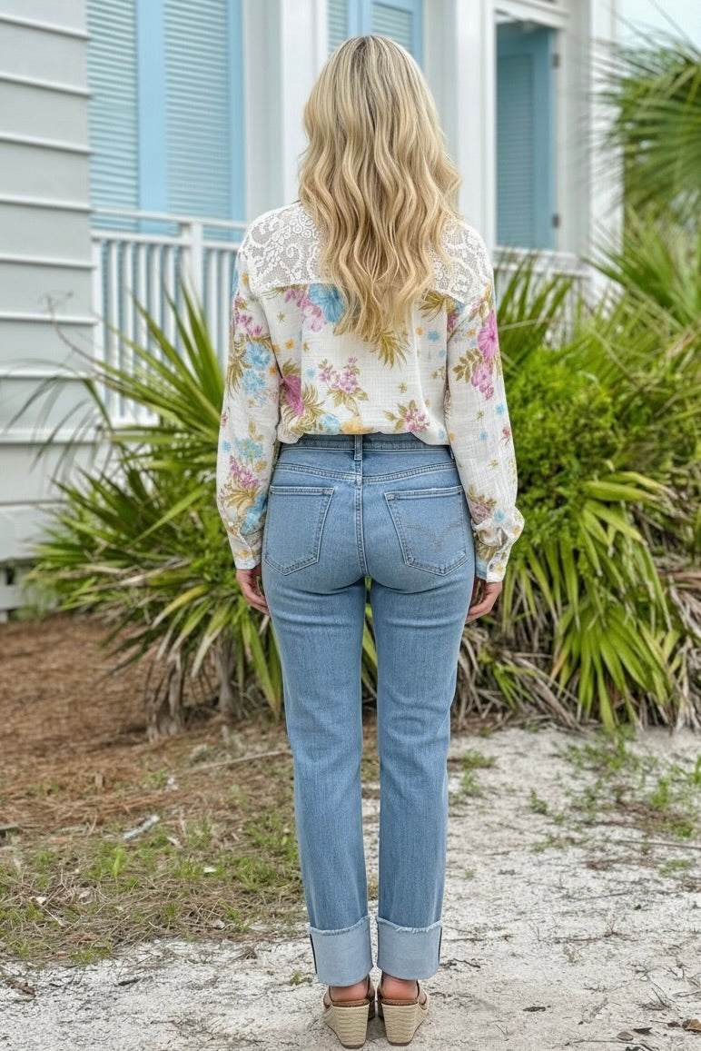 Cassandra Mixed Floral Media Jacket : White Multi