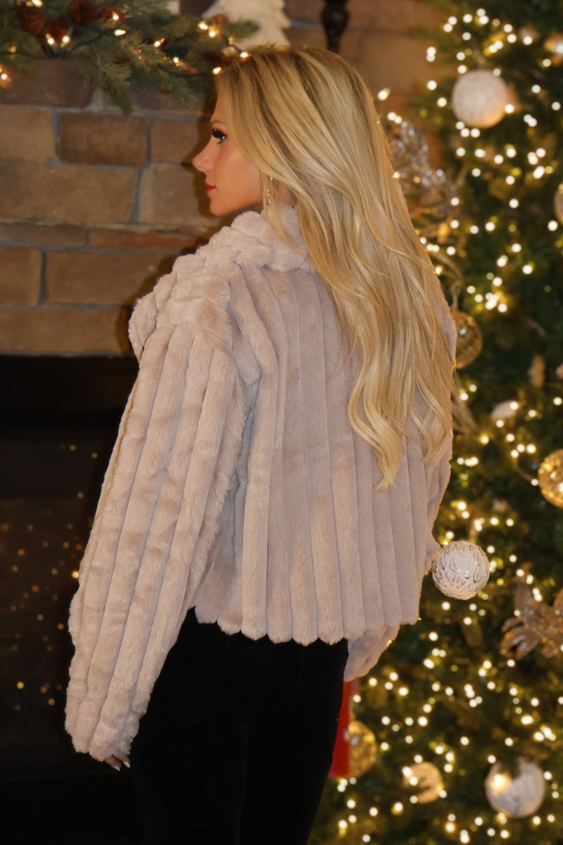 Vienna Faux Fur Crop Jacket : Taupe