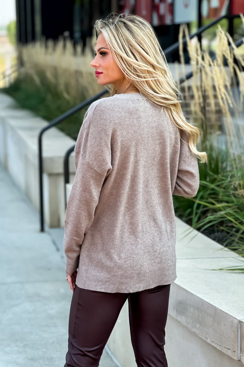Cabin Cuddles Oversized Thermal Top : Mocha