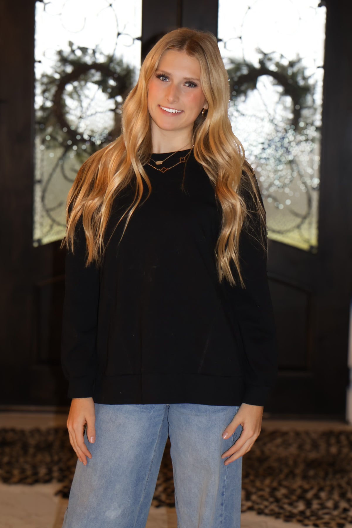 Atlas Long Sleeve Front Pockets Pullover : Black