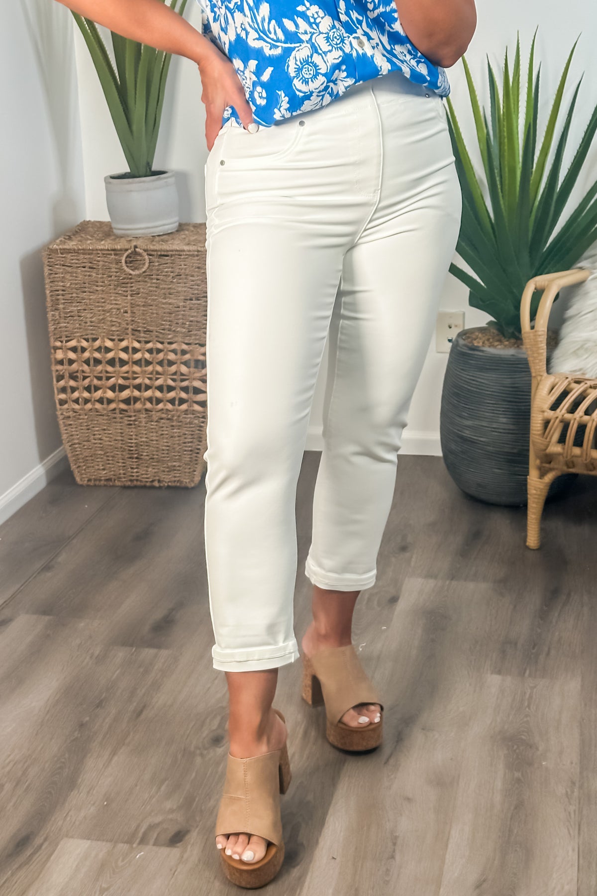 Liverpool Chloe Crop Skinny : Bright White