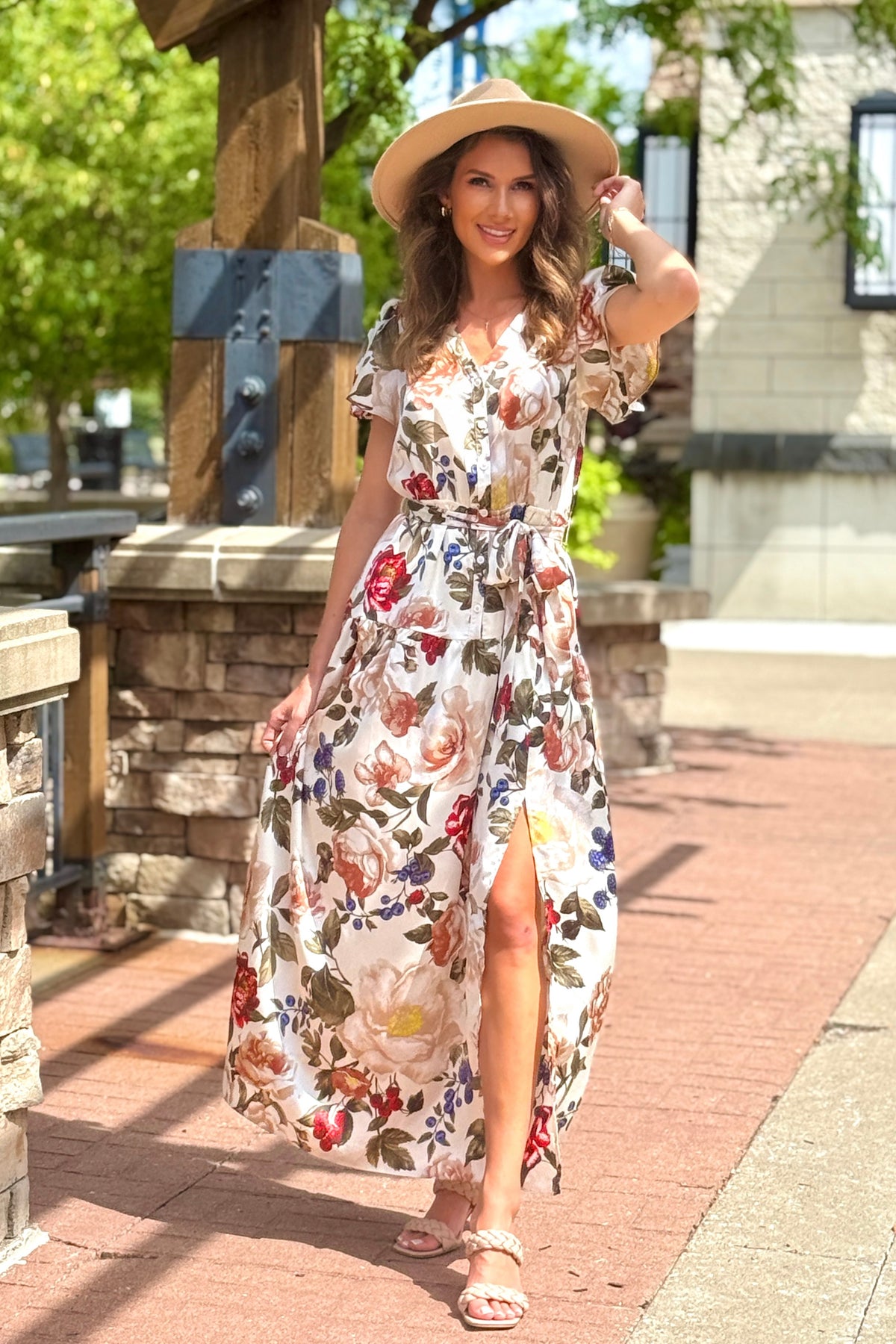 Ryin Floral Print Button Up Dress : Ivory