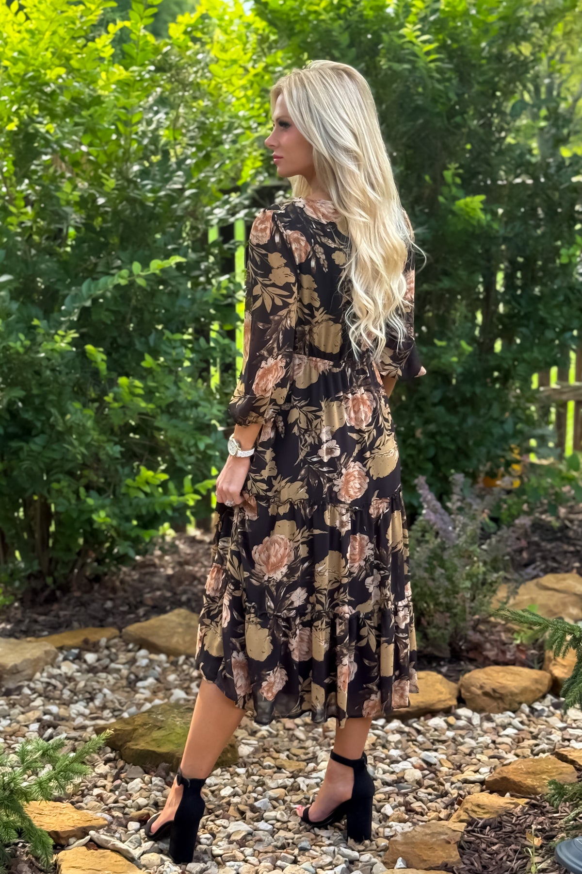 Miranda Floral Print Smocked Dress : Black