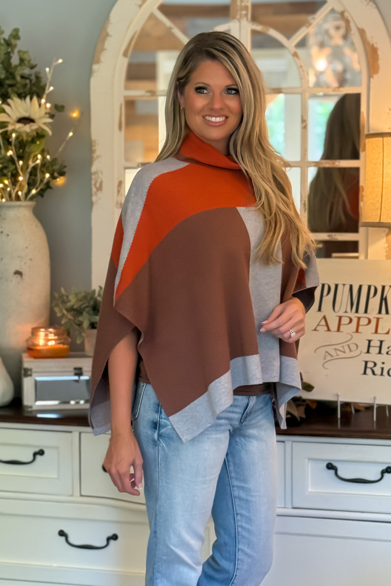 Kordyn Colorblock Poncho : Brown
