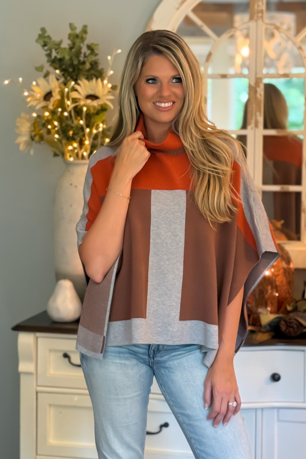 Kordyn Colorblock Poncho : Brown