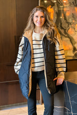 Winter in Breck Tribal Reversible Vest : Black/Gold