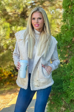 Tribal Lavine Sherpa Vest : Latte