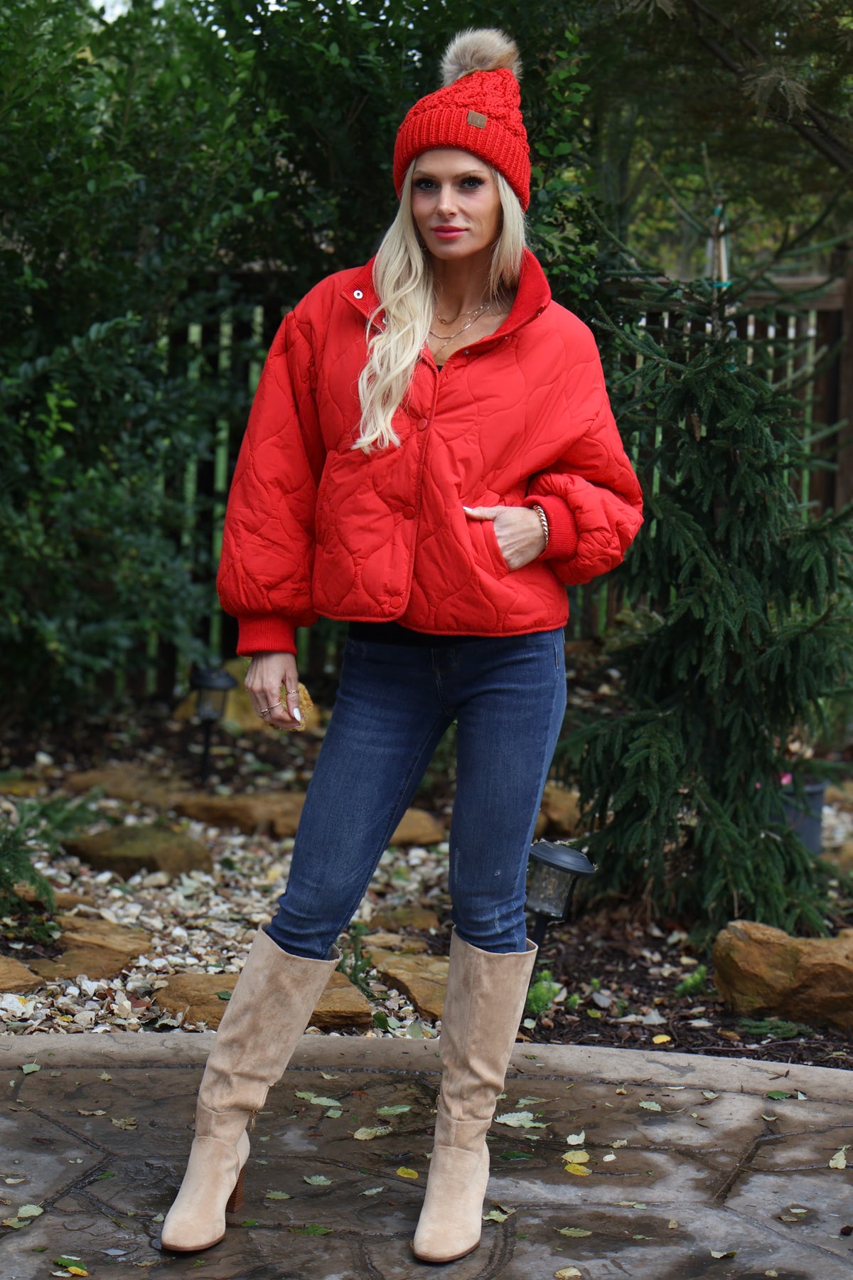 Laila Quilted Puffer Coat : Red