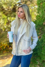 Tribal Lavine Sherpa Vest : Latte