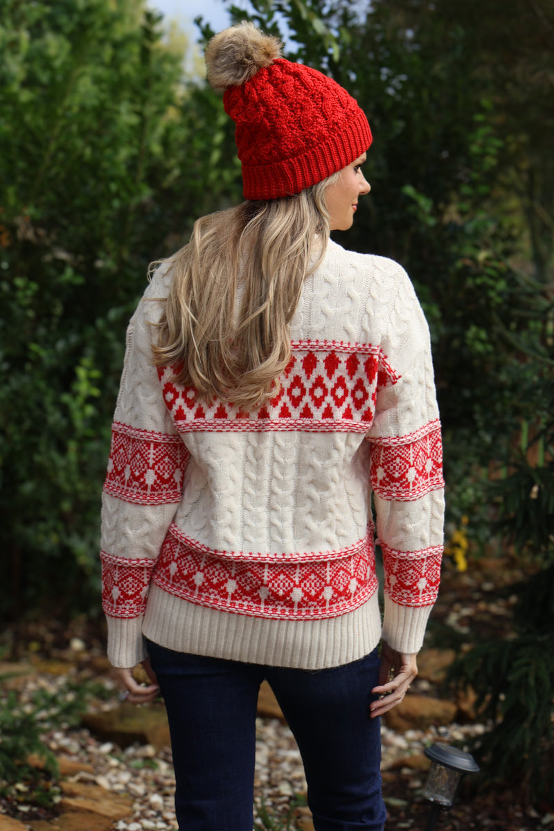 Holiday Celebrations Crew Neck Knitted Sweater : White/Red