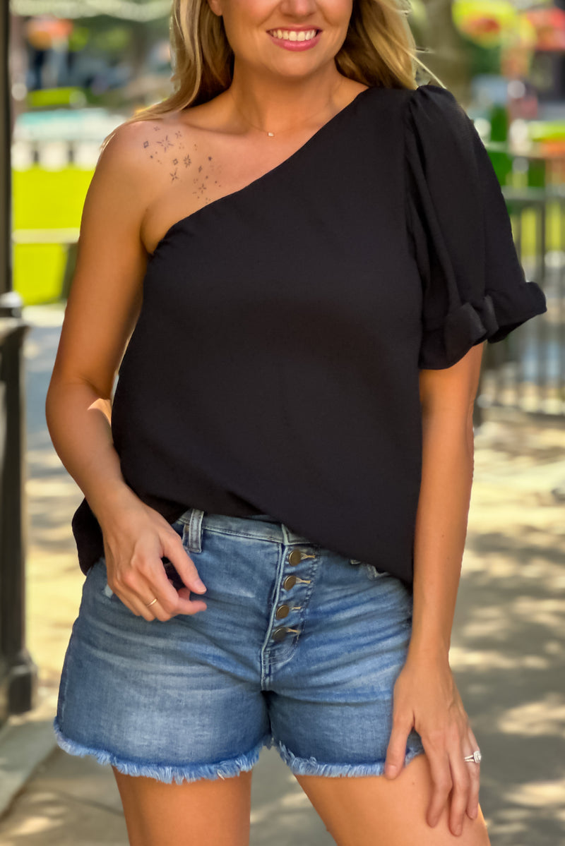 Livia Off the Shoulder Blouse : Black